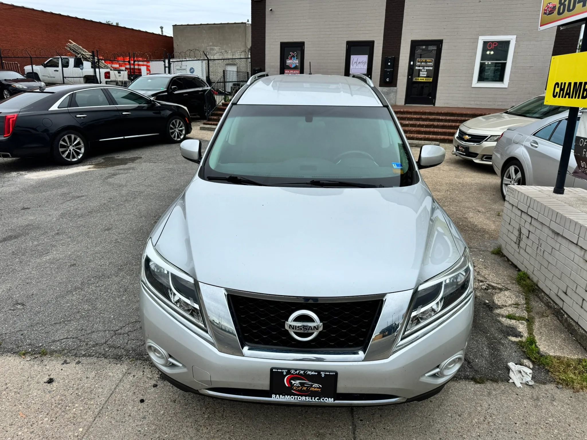 Used 2016 Nissan Pathfinder S AWD/4WD image 9