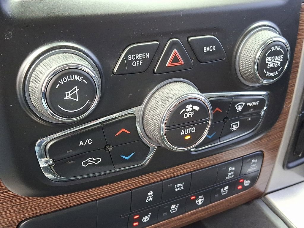 Used 2016 RAM 1500 Laramie w/ Convenience Group image 16