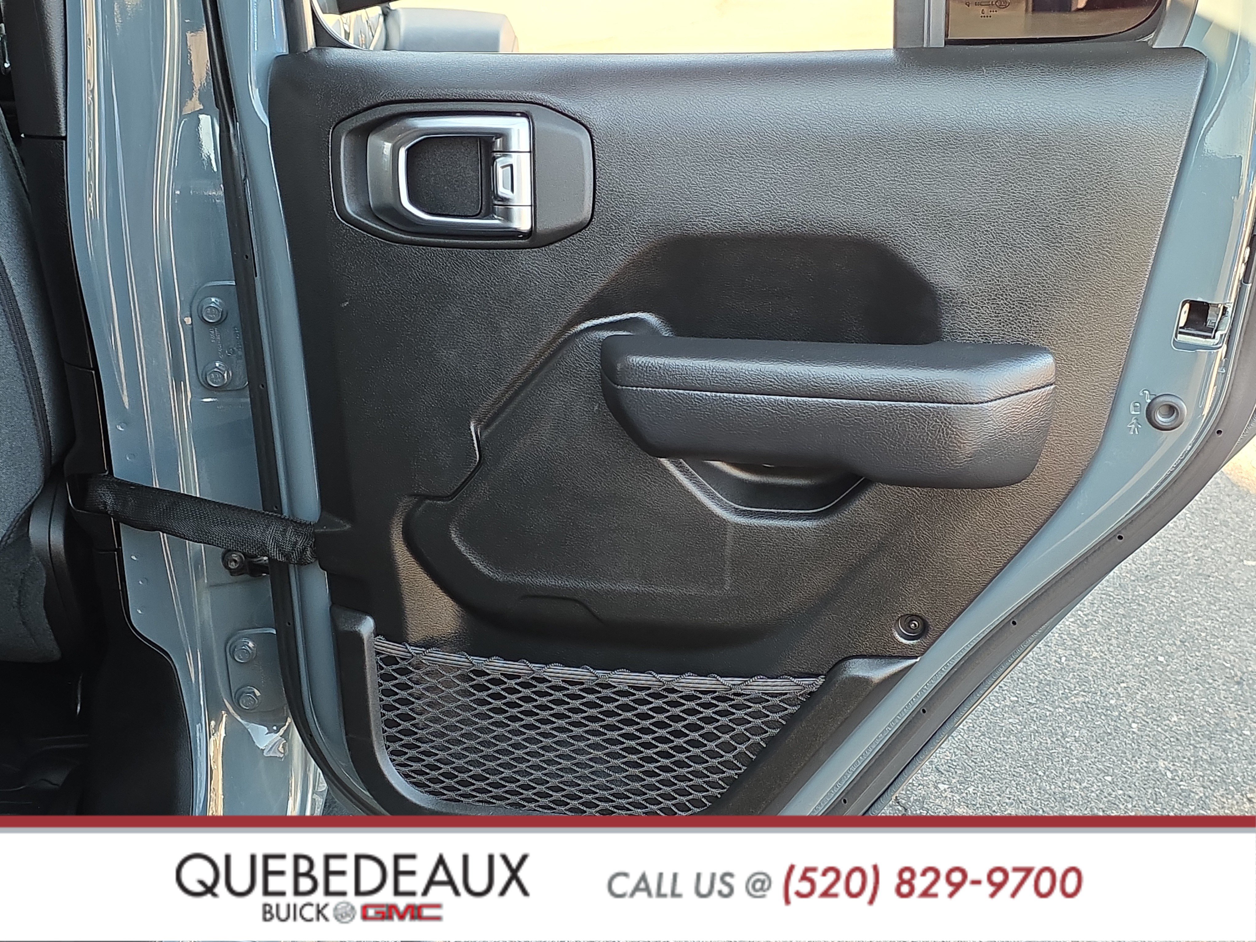Used 2025 Jeep Wrangler Unlimited Sport AWD/4WD image 26