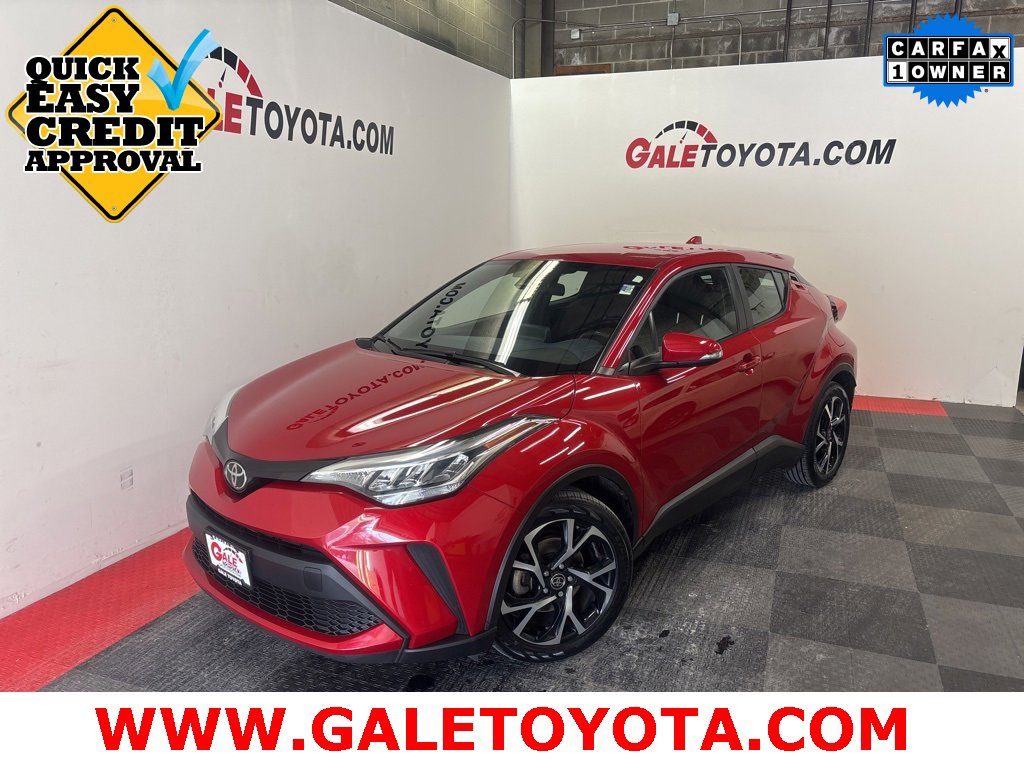 Used 2021 Toyota C-HR XLE image 1
