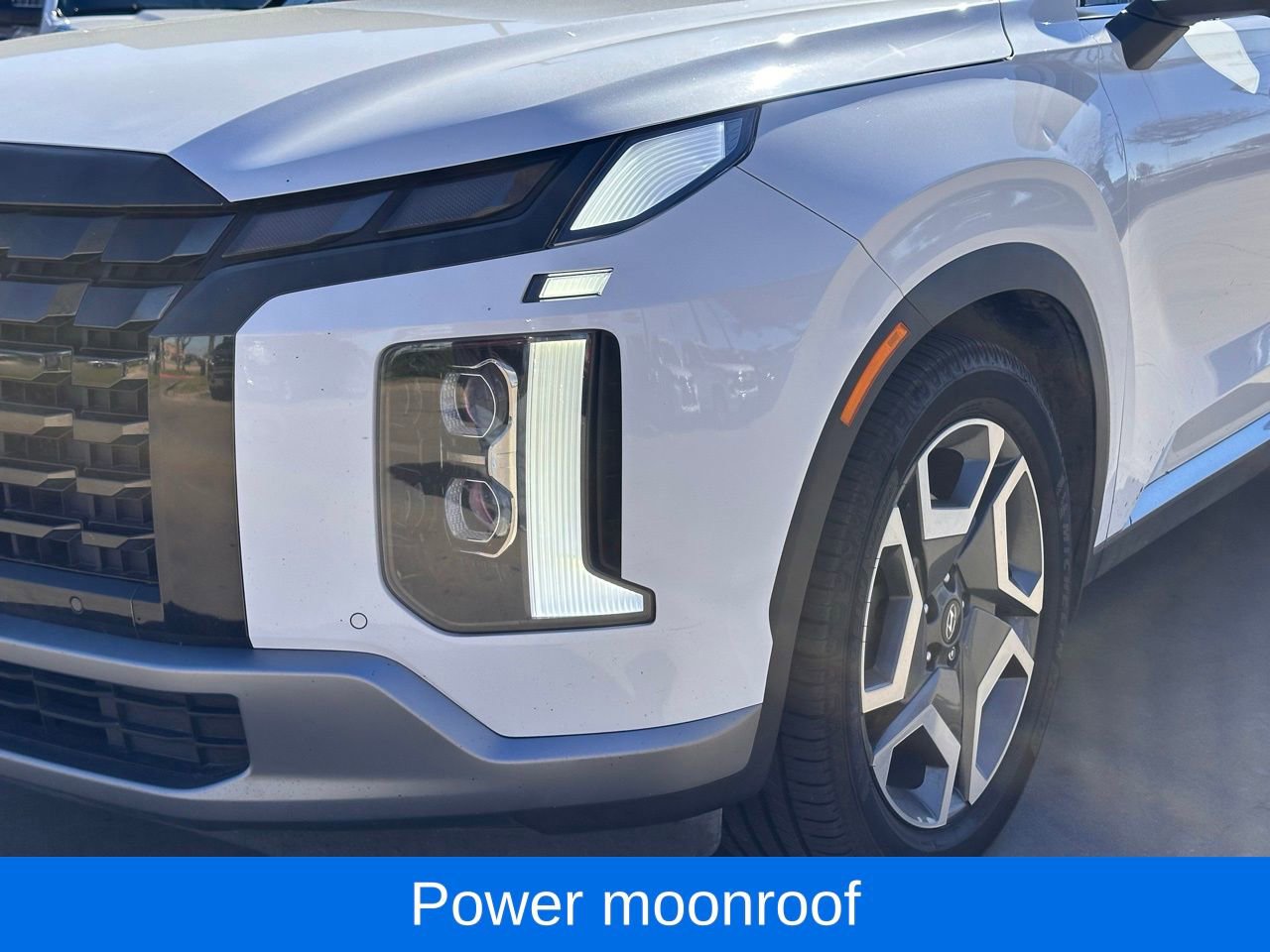 Used 2023 Hyundai Palisade Limited image 9