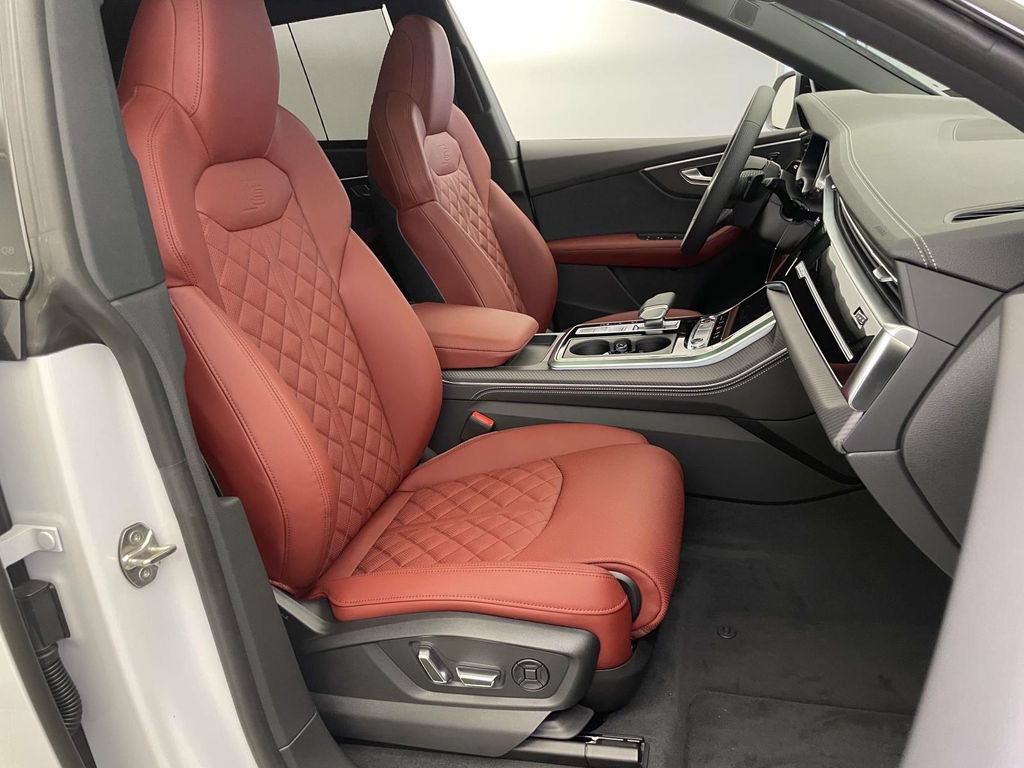 New 2026 Audi SQ8 Premium Plus AWD/4WD image 23