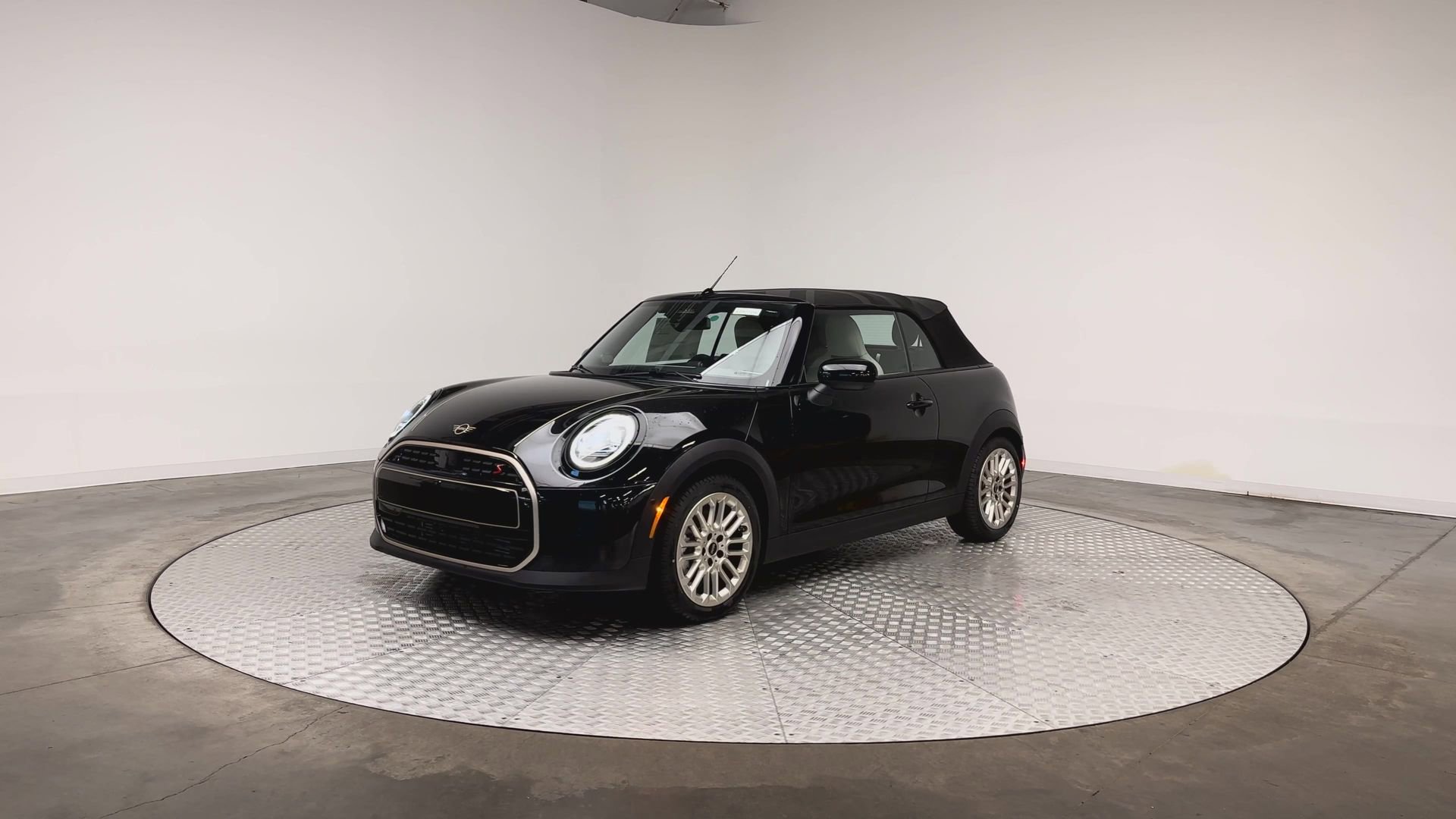 Used 2026 MINI Cooper S FWD image 4