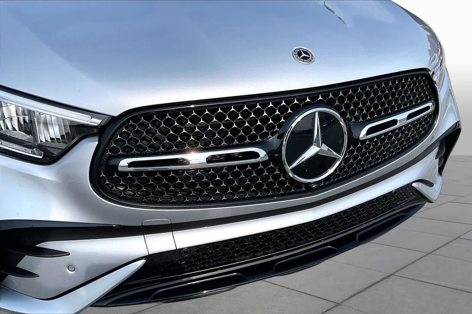 Used 2025 Mercedes-Benz GLC 300 image 30