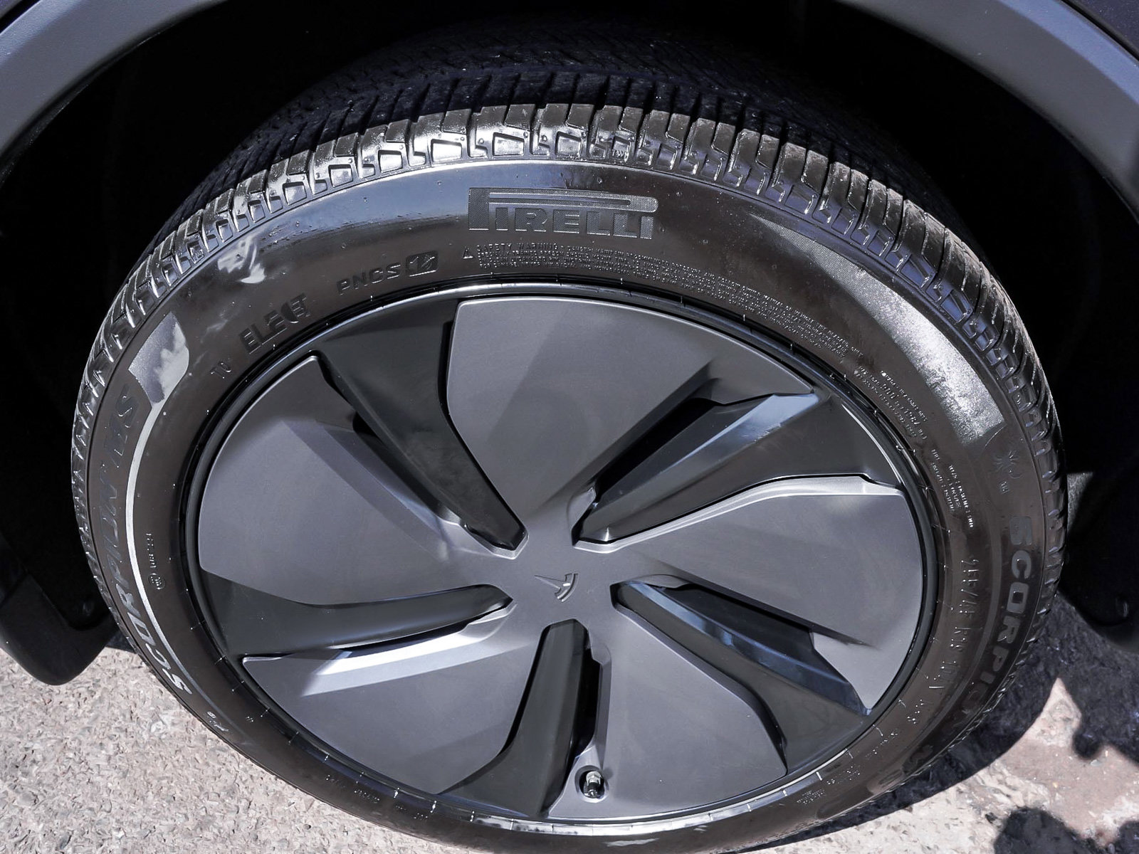 Used 2026 Tesla Model Y Long Range image 7