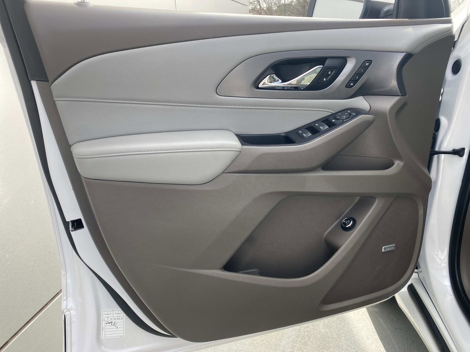 Used 2021 Chevrolet Traverse Premier image 16