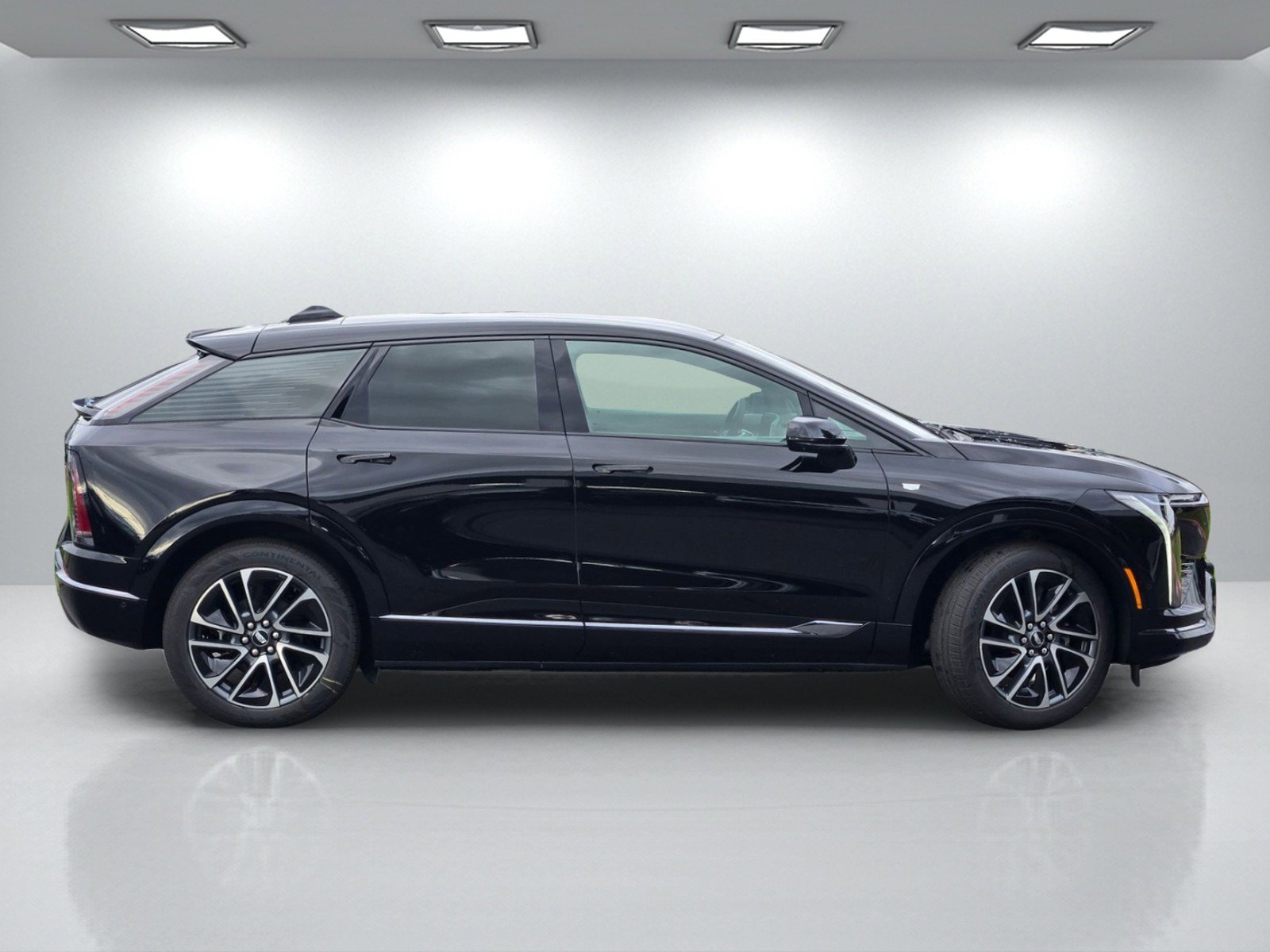 New 2026 Cadillac Optiq Sport 2 image 3