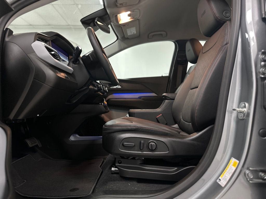 New 2027 Chevrolet Bolt RS image 17