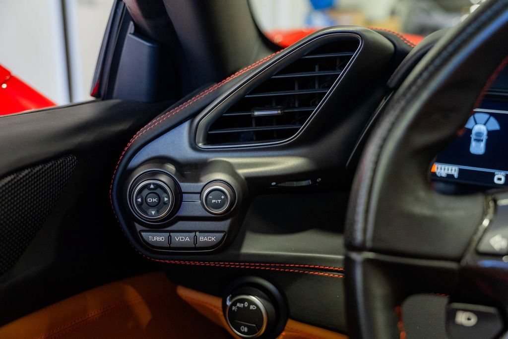 Used 2018 Ferrari 488 Spider RWD image 65