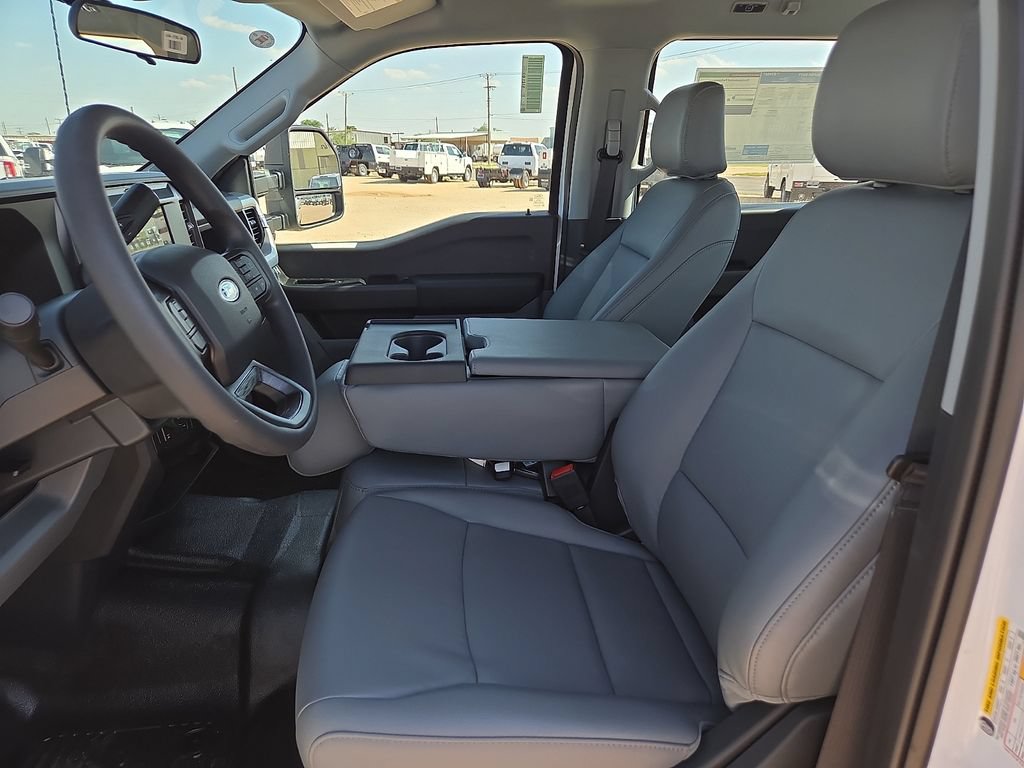 New 2026 Ford F250 XL w/ XL Off-Road Package AWD/4WD image 18