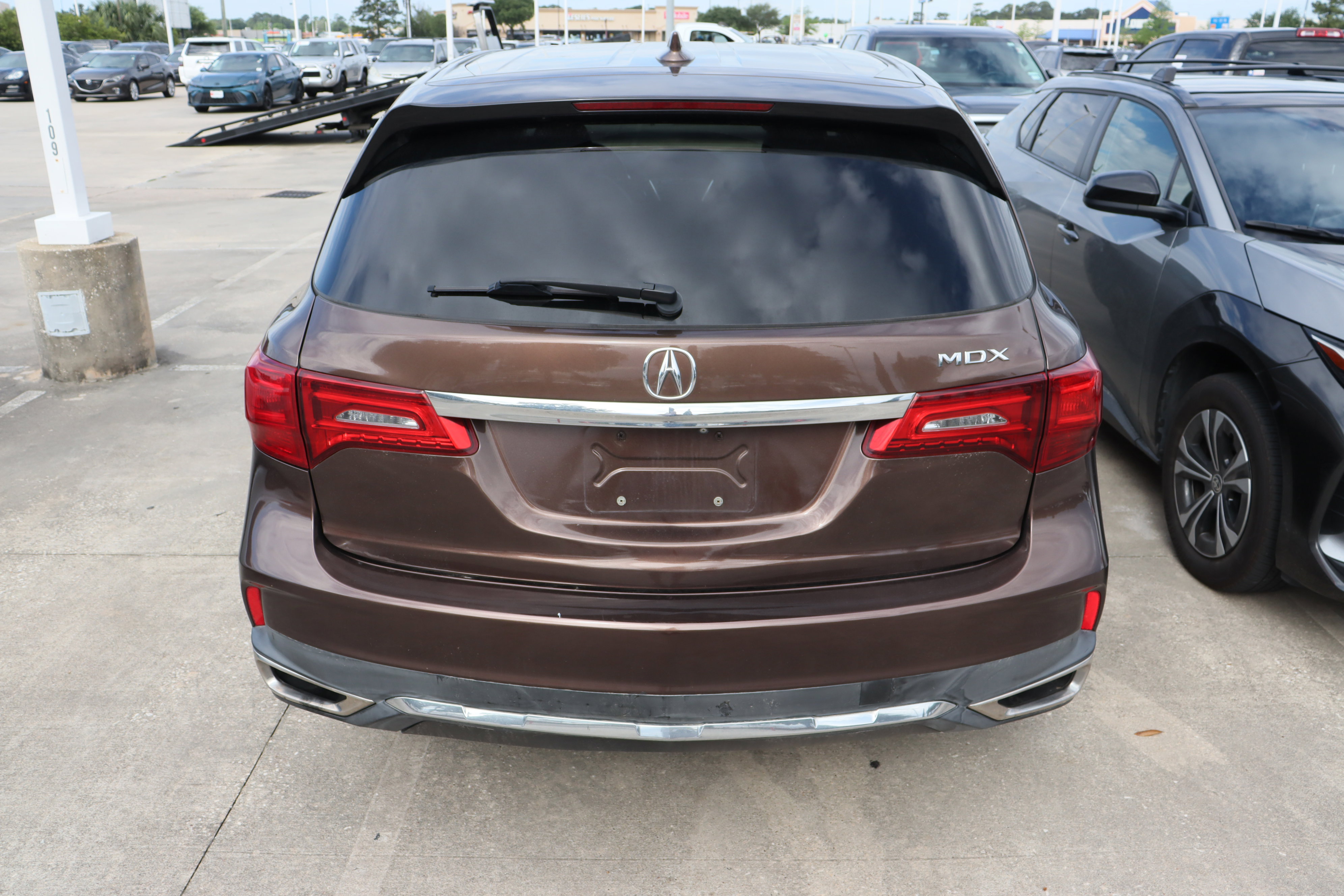 Used 2019 Acura MDX FWD image 10