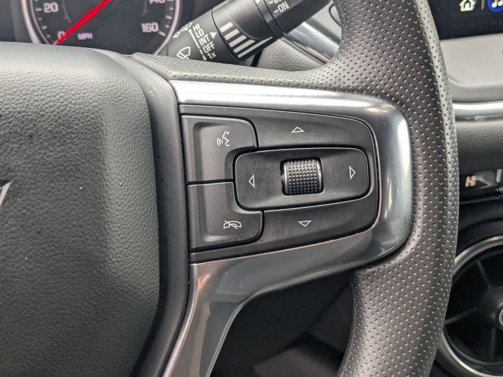 Used 2025 Chevrolet Blazer LT image 19