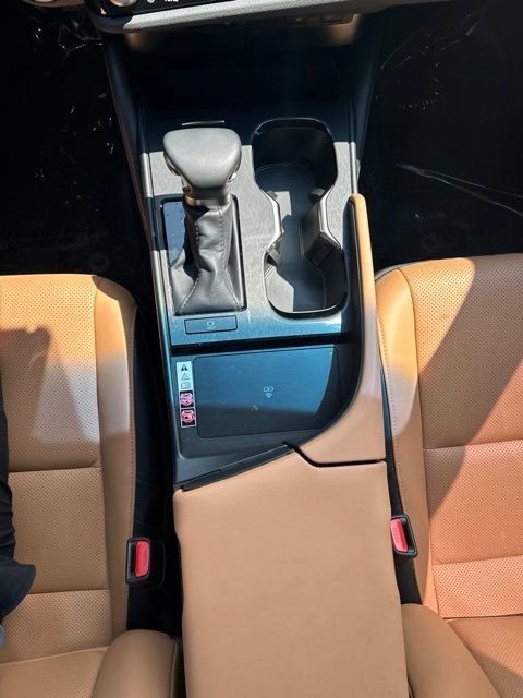 Certified 2023 Lexus ES 250 w/ Premium Package AWD/4WD image 23