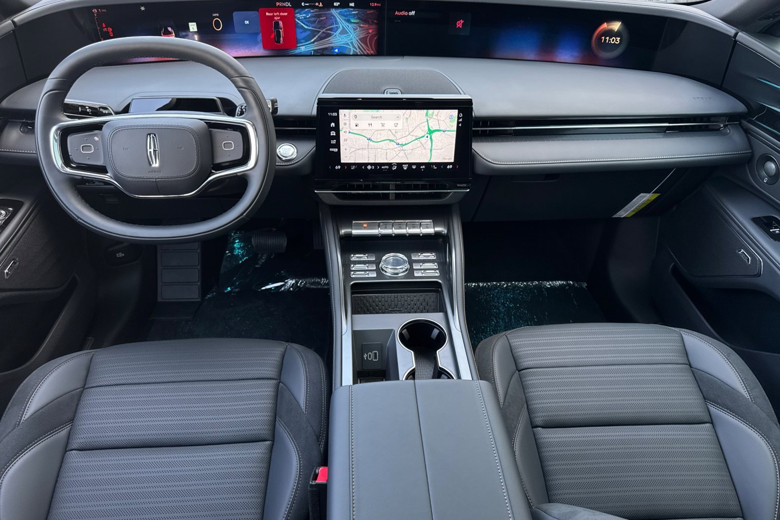 New 2025 Lincoln Nautilus Reserve w/ Jet Appearance Package image 12