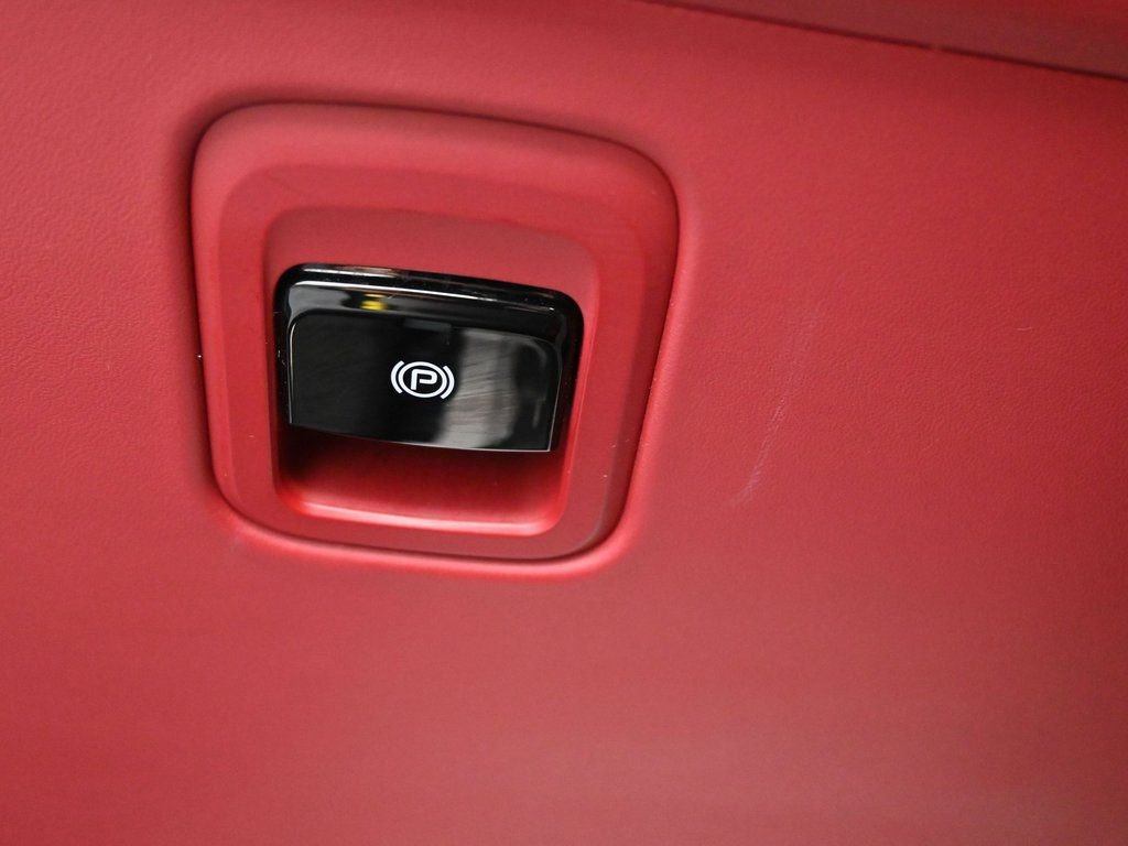 Used 2023 Maserati Grecale Modena image 24