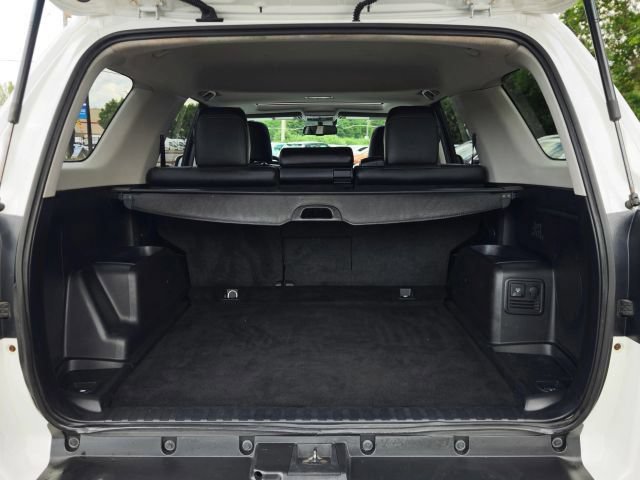 Used 2017 Toyota 4Runner Limited AWD/4WD image 49