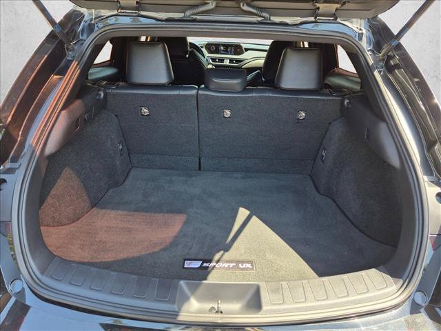 Used 2021 Lexus UX 200 F Sport w/ Accessory Package (Z1) FWD image 8