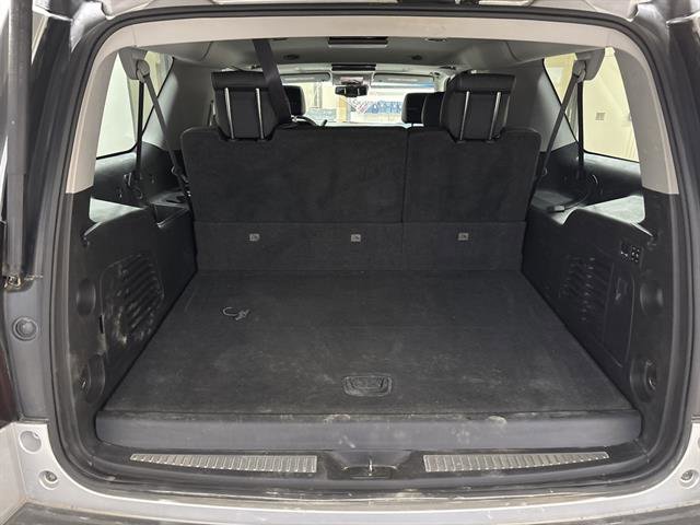 Used 2015 Chevrolet Suburban LTZ image 25