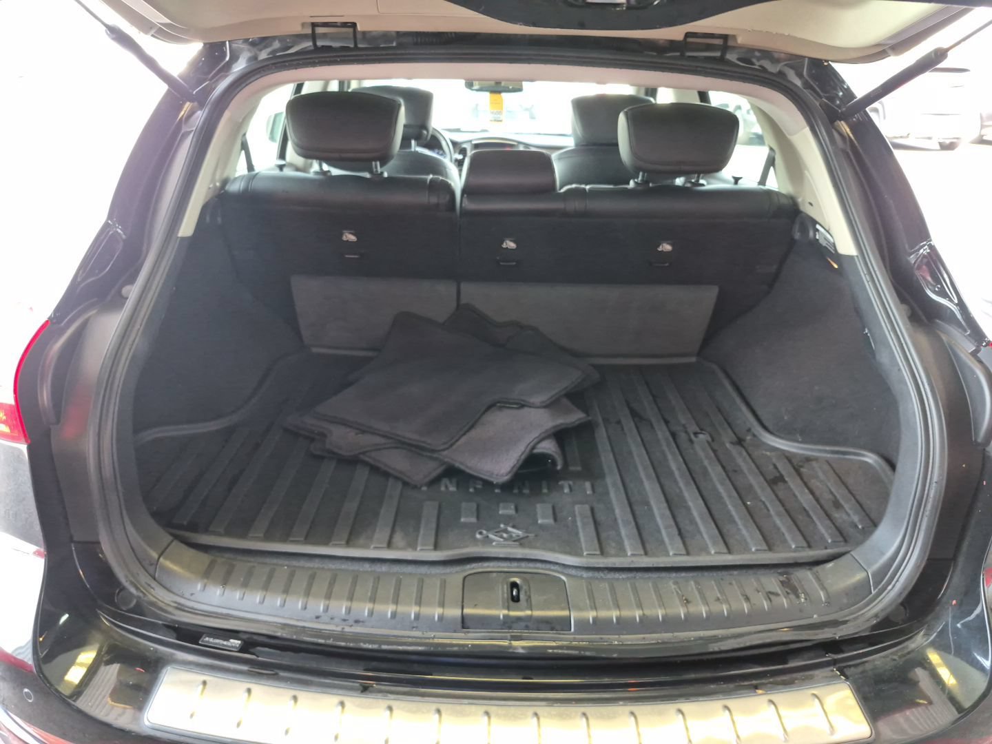Used 2017 INFINITI QX50 2WD w/ Technology Package image 13