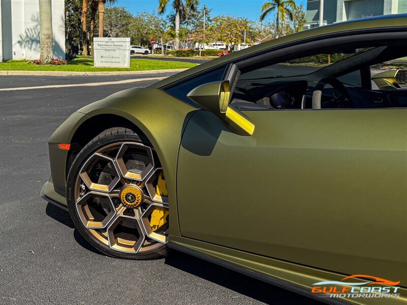 Used 2023 Lamborghini Huracan Tecnica RWD image 49