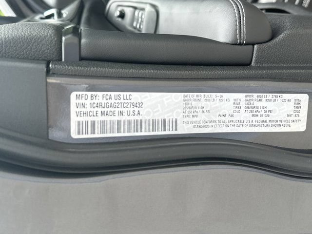 New 2026 Jeep Grand Cherokee Laredo X RWD image 29