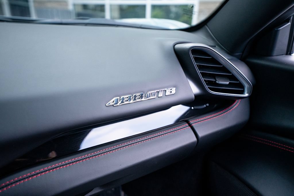 Used 2016 Ferrari 488 GTB RWD image 48