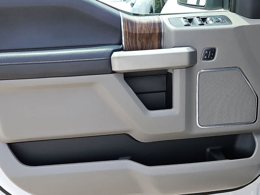 Used 2018 Ford F150 Lariat RWD image 11