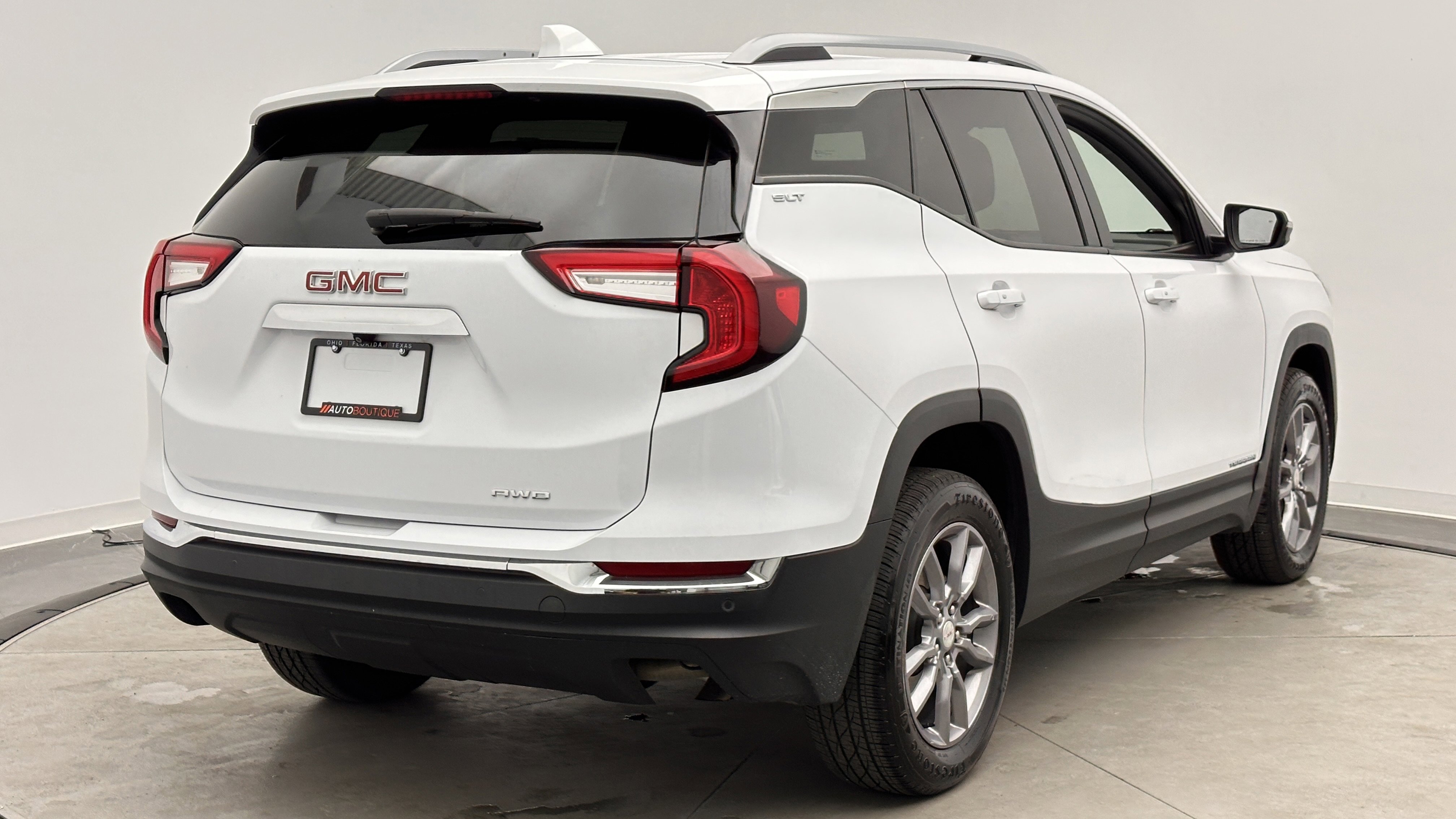 Used 2022 GMC Terrain SLT image 7