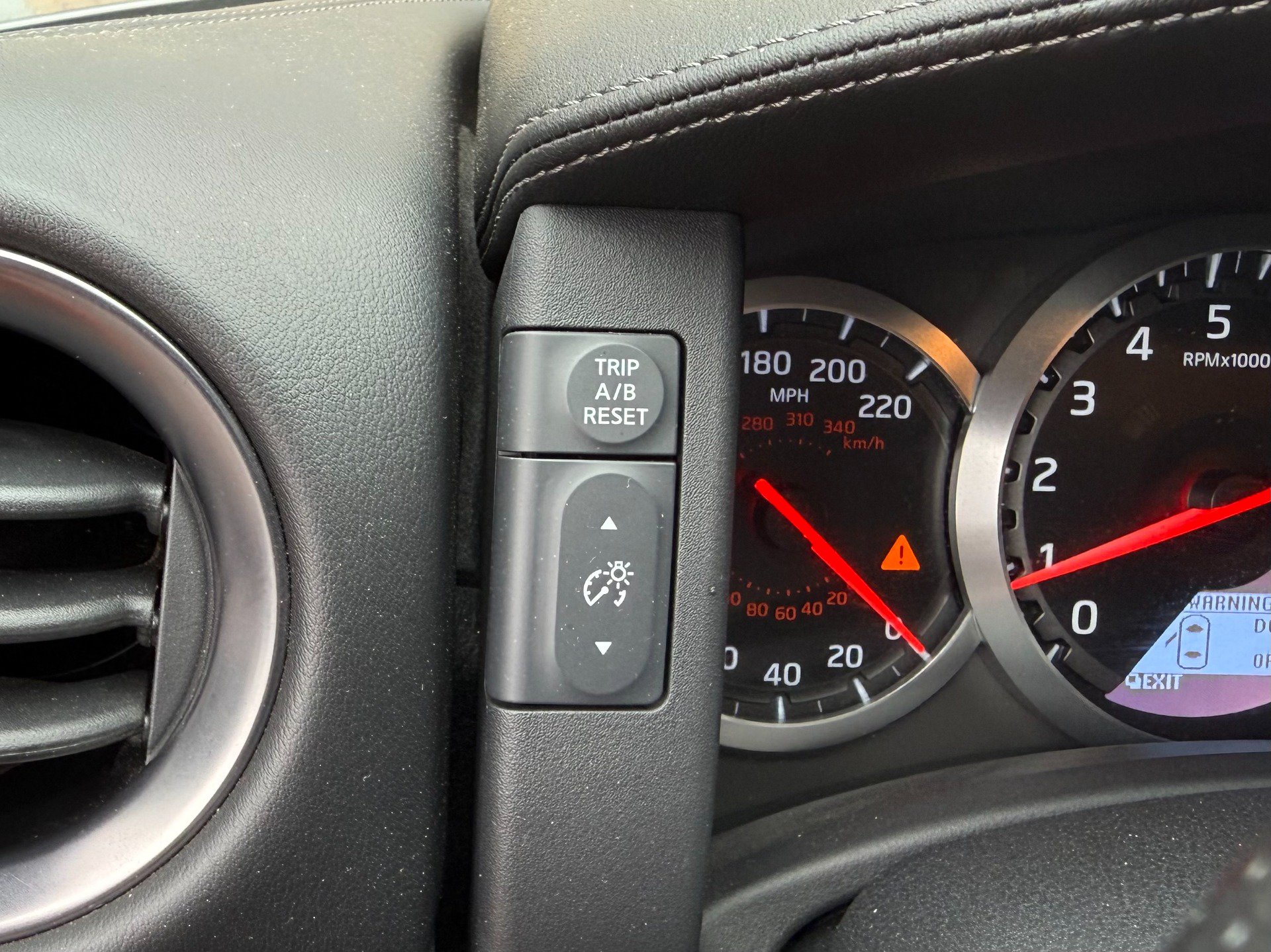 Used 2012 Nissan GT-R Premium AWD/4WD image 16