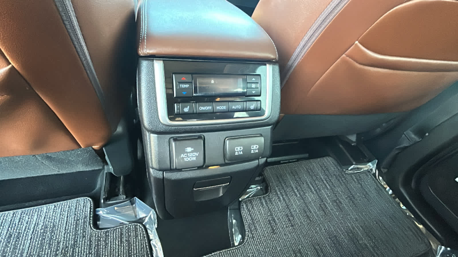 Used 2019 Subaru Ascent Touring w/ Popular Package #3 AWD/4WD image 25