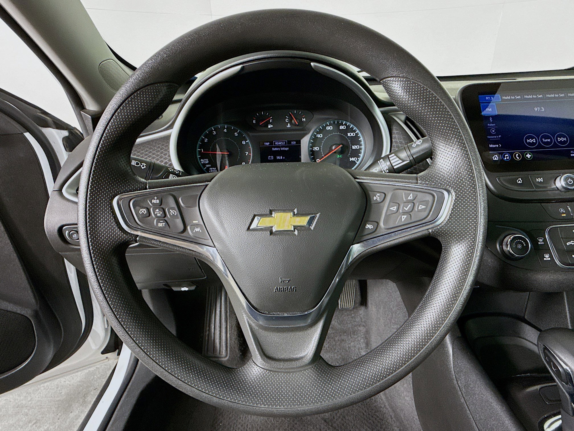 Used 2024 Chevrolet Malibu LS image 11