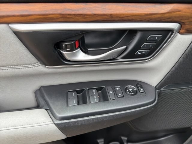 Used 2022 Honda CR-V Touring image 13