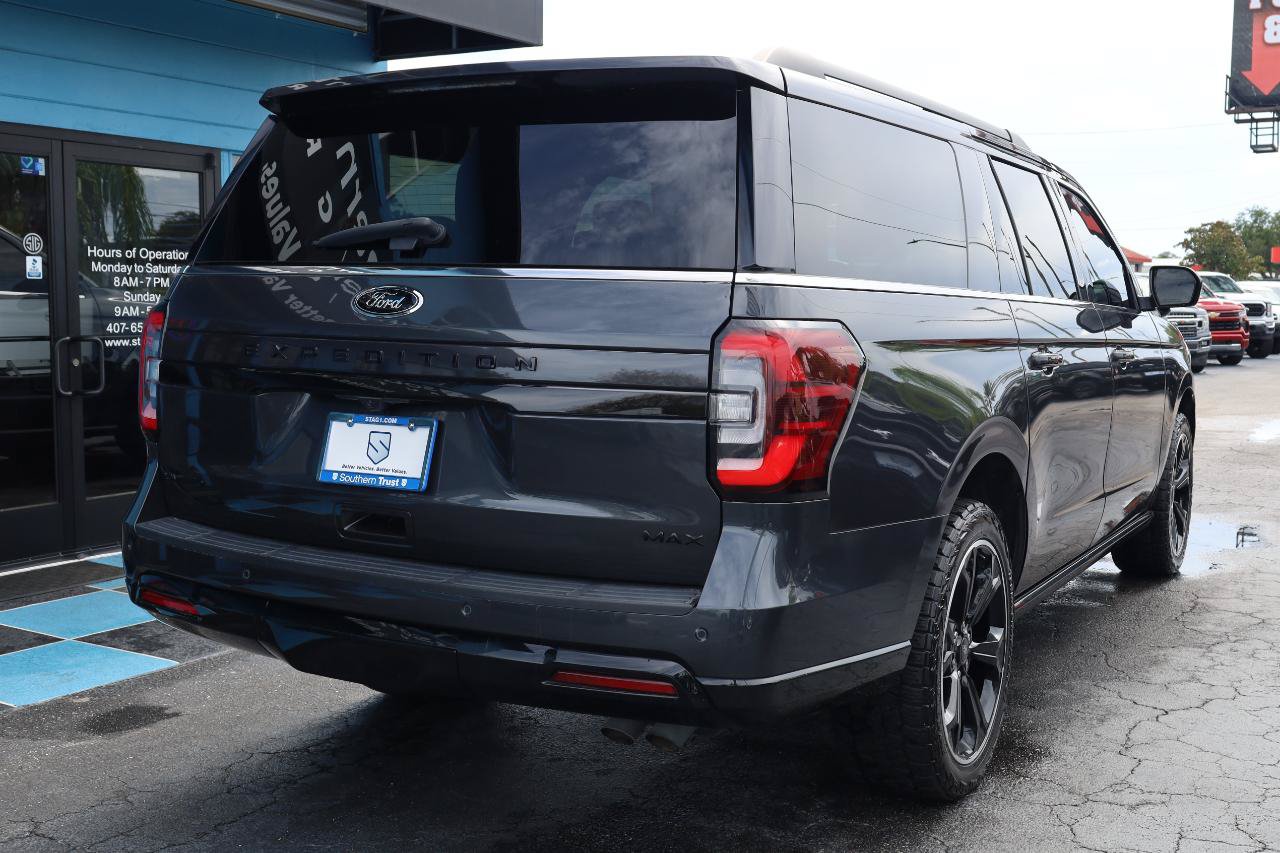 Used 2022 Ford Expedition Max Limited AWD/4WD image 5