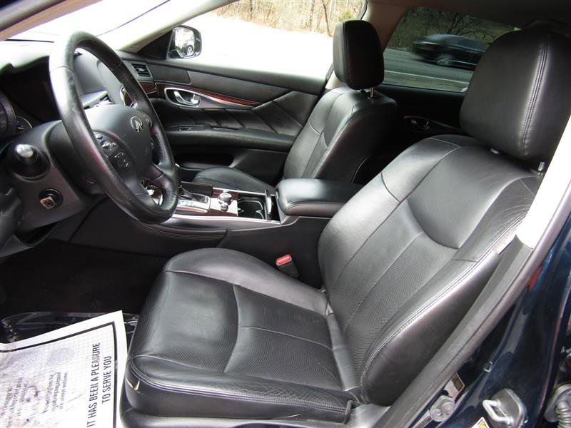 Used 2016 INFINITI Q70 L 3.7 image 12