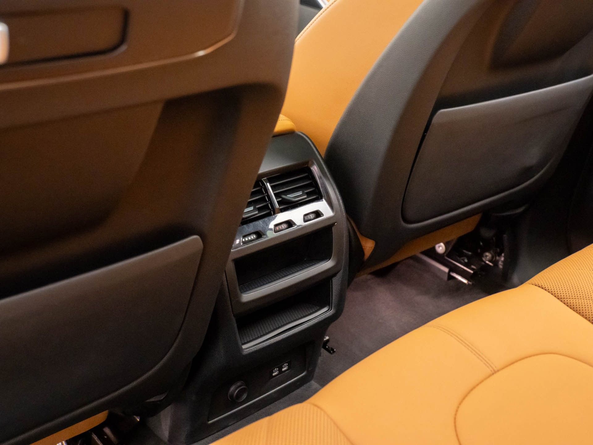 Used 2024 BMW X5 xDrive40i w/ M Sport Package image 17