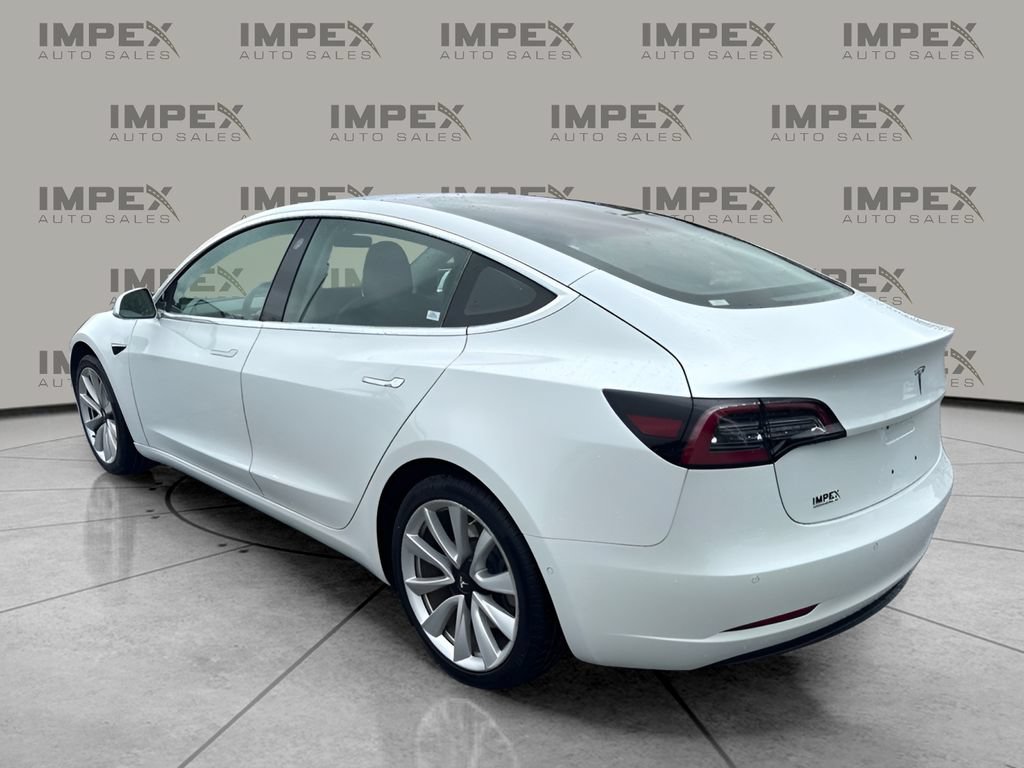 Used 2018 Tesla Model 3 Mid Range RWD image 2