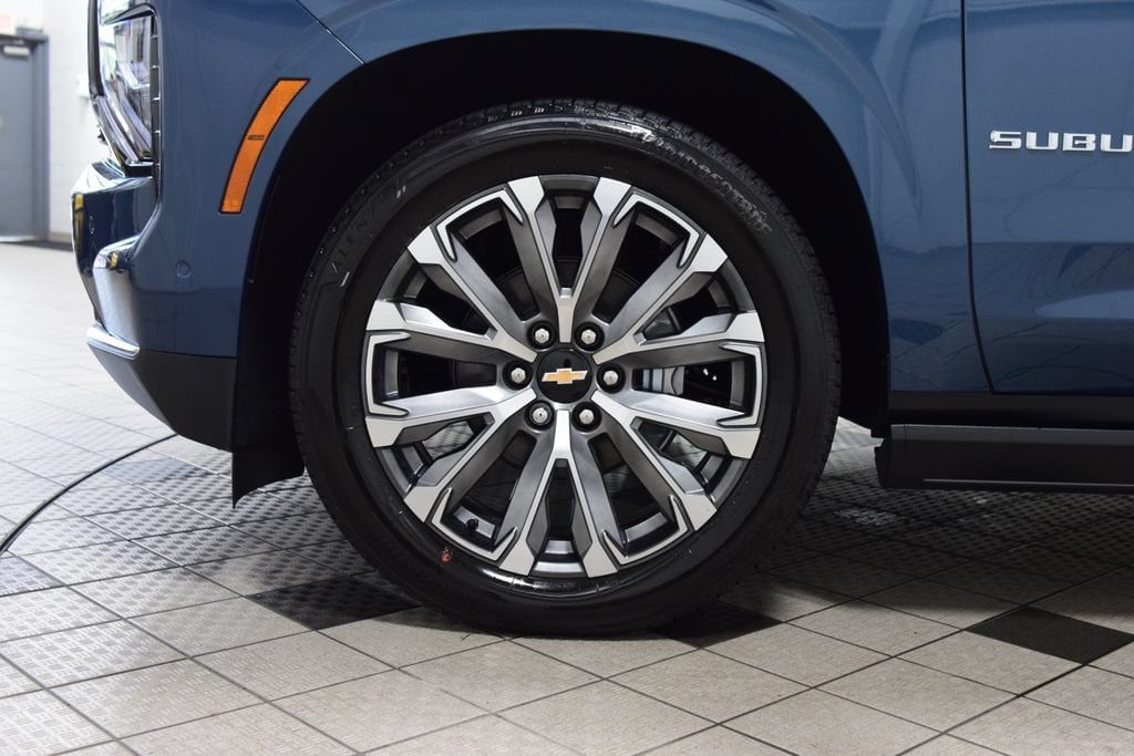 New 2026 Chevrolet Suburban High Country AWD/4WD image 28