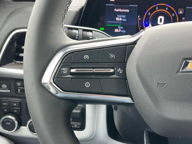 New 2025 Chevrolet Suburban Premier image 25