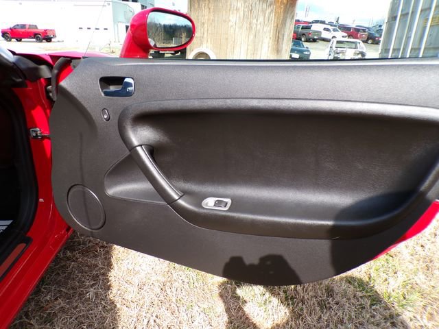 Used 2007 Pontiac Solstice GXP w/ Premium Package image 16