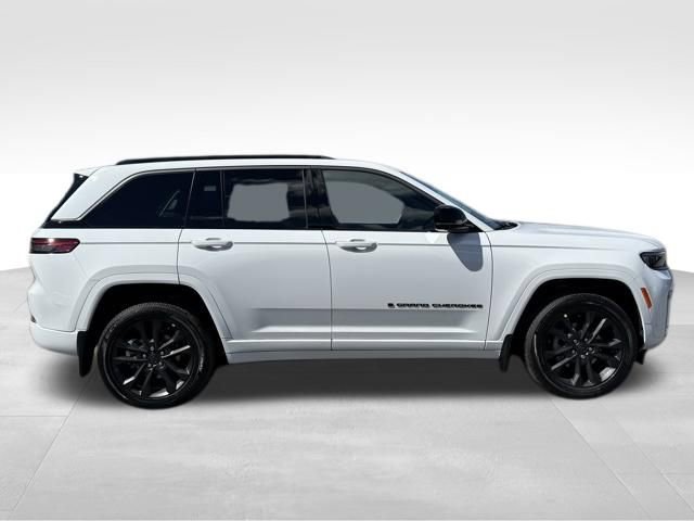 New 2026 Jeep Grand Cherokee Limited AWD/4WD image 8