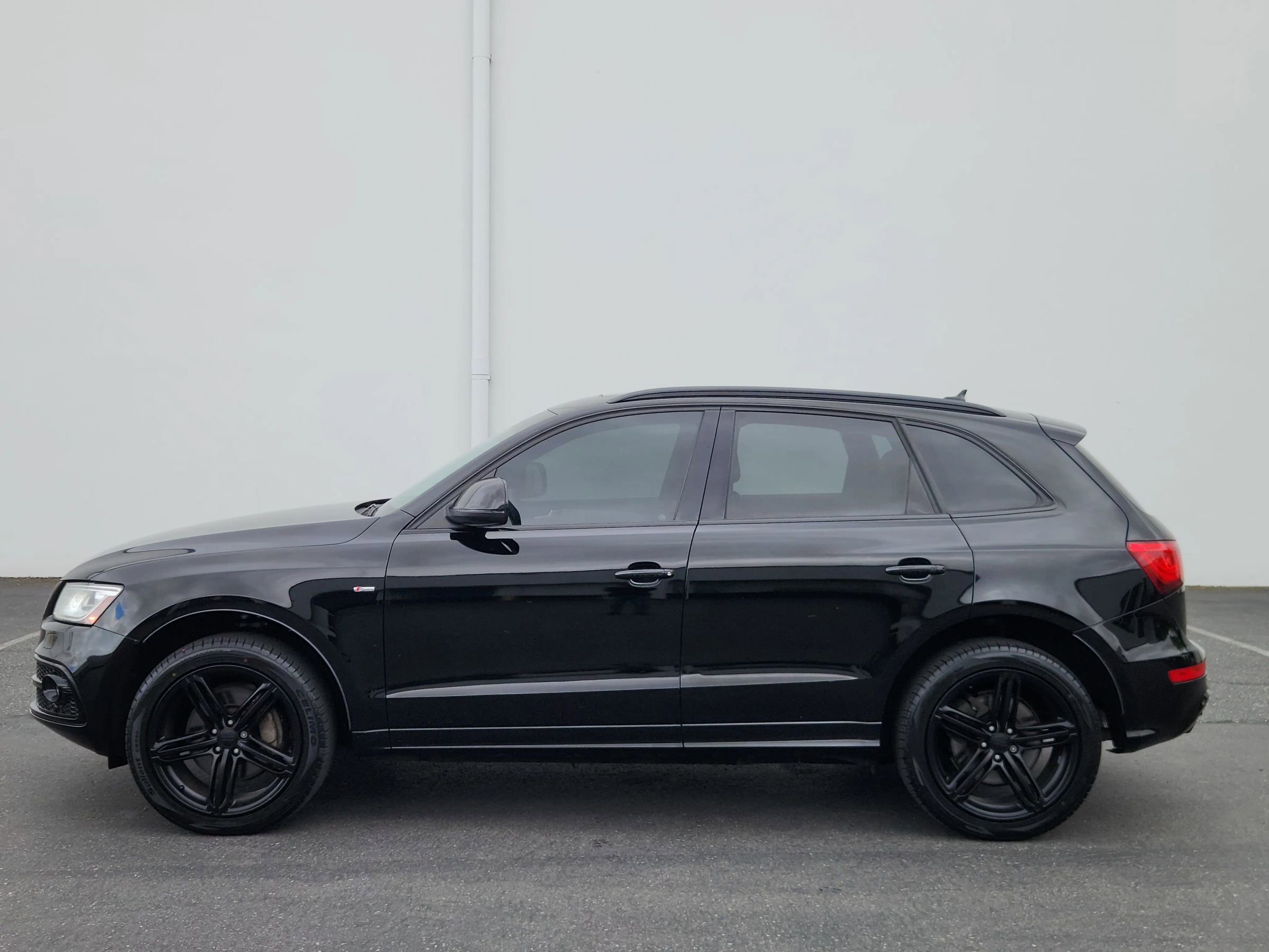 Used 2014 Audi Q5 3.0T Premium Plus AWD/4WD image 2