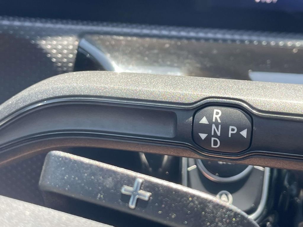 Used 2024 Mercedes-Benz CLA 250 4MATIC image 23