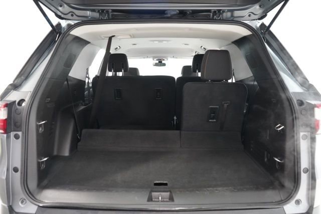 Used 2018 Chevrolet Traverse LS image 33