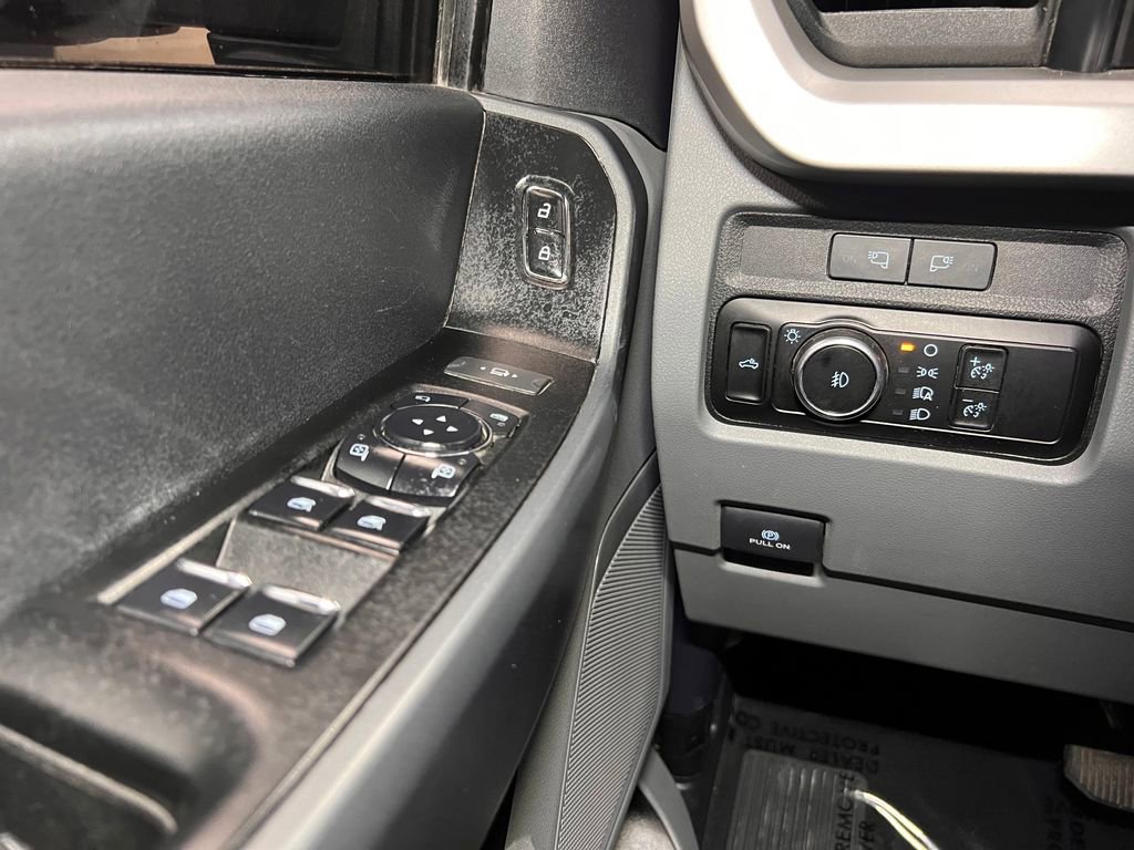 Used 2023 Ford F350 XLT image 15