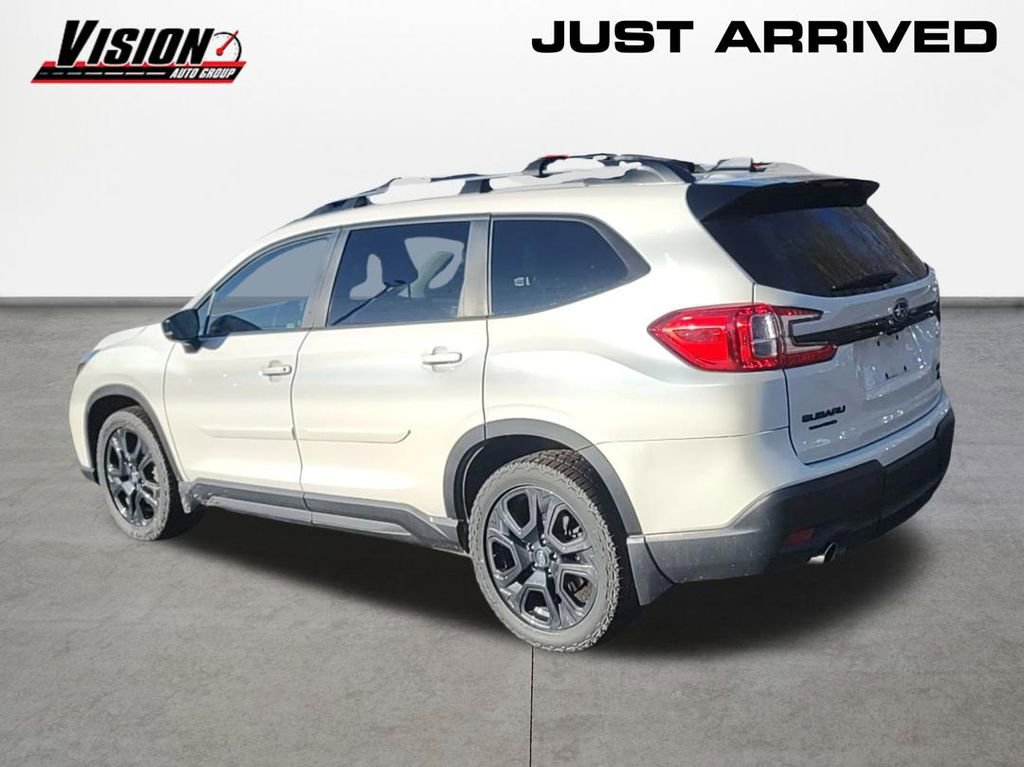 Used 2024 Subaru Ascent Onyx Edition image 7