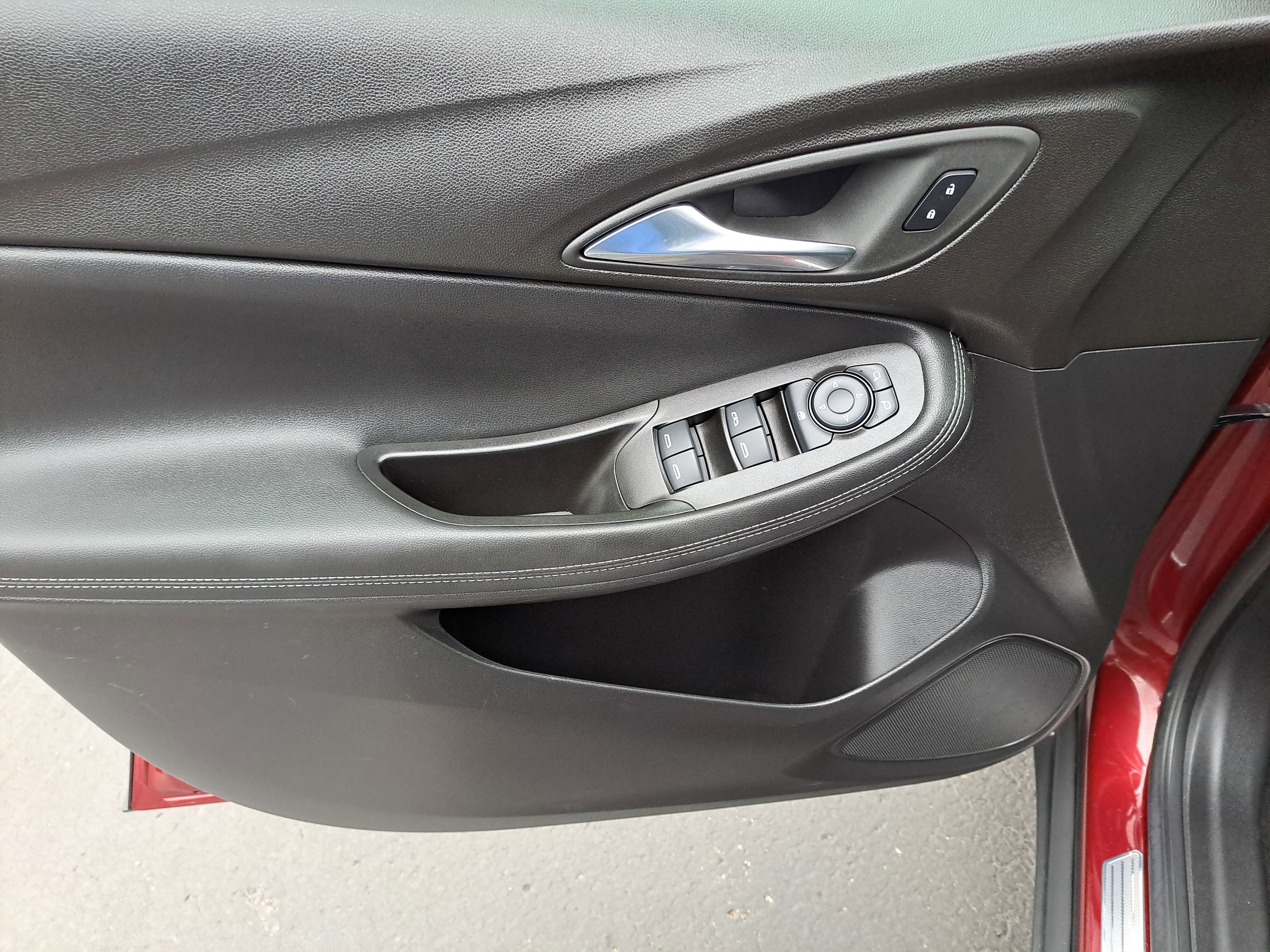 Used 2023 Buick Encore GX Preferred w/ Cold Weather Comfort Package image 13