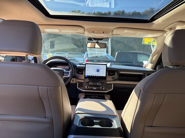 Used 2024 Ford Expedition Limited AWD/4WD image 52