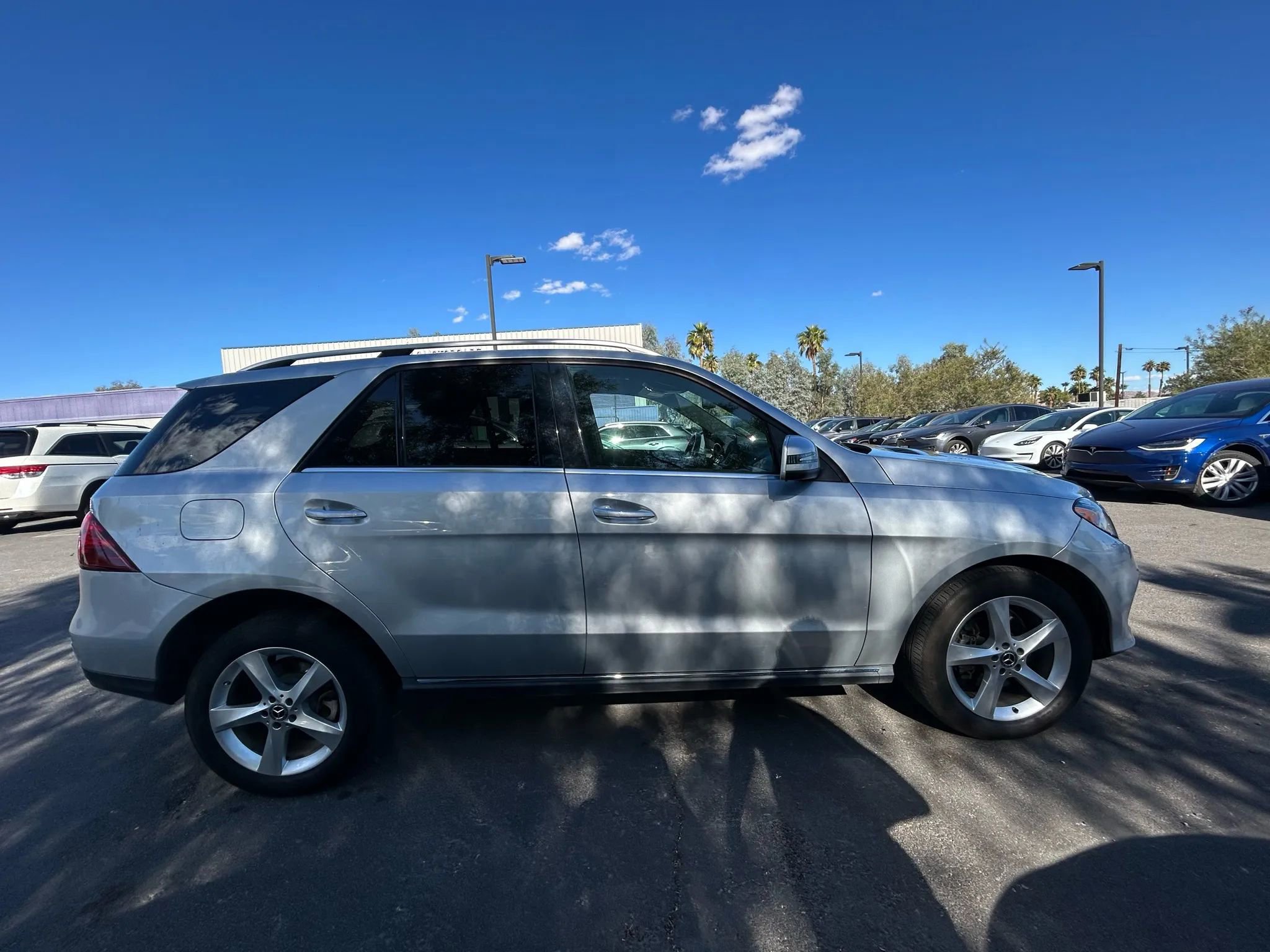 Used 2017 Mercedes-Benz GLE 350 GLE 350 4MATIC Sport Utility 4 w/ Premium 1 Package image 4