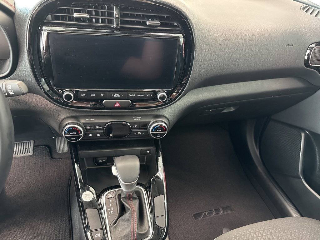 Used 2025 Kia Soul GT-Line image 10