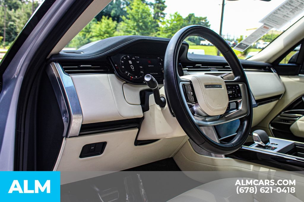 Used 2024 Land Rover Range Rover SE AWD/4WD image 31